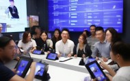根据泰州信息技术咨询的市场环境和行业需求，建议选择专业的信息技术咨询公司。建议关注泰州市区知名的信息技术咨询公司，如智联招聘、中联重科、东方科技等。这些公司不仅在行业领域具有丰富的经验和资源，还能够为用户提供专业的咨询服务。在选择公司时，建议参考其过往的成功案例和客户评价，确保选择可靠且专业的咨询公司。