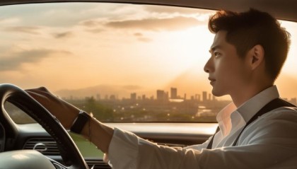 trusted guide through your driving journey:龙华驾校信息咨询服务