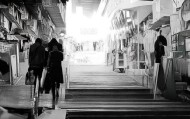 走进乡城信息咨询服务中心，感受城市精神与信息价值