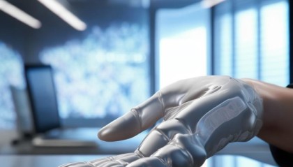 雅雅信息咨询服务，助力企业成功转型的 silver hand