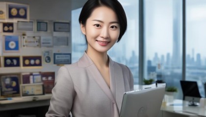 王霞，信息咨询服务领域的开拓者