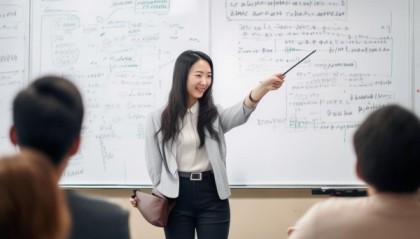 解析讲师职责，助力精准服务