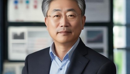 周鹏辉，信息咨询服务领域的卓越领导—探索其在行业中的深远影响