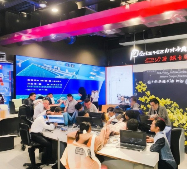 成都鑫辰信息技术咨询有限公司，技术赋能，服务创新